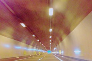 tunnel_1.jpg